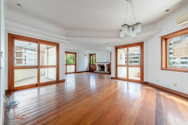 Imóvel com 5 Quartos à Venda, 449 m² em Bela Vista - Porto Alegre