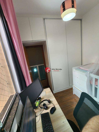 Imagem Casa com 3 Quartos à Venda, 140 m² em Cabral - Contagem