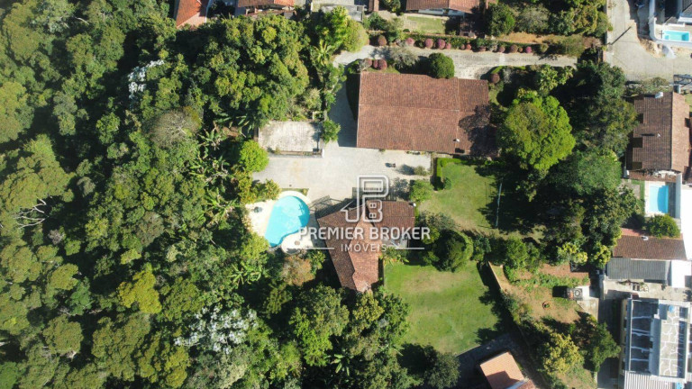 Imagem Casa com 4 Quartos à Venda, 503 m² em Parque São Luiz - Teresópolis