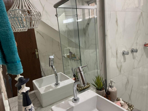 Imagem Casa com 3 Quartos à Venda, 250 m² em Santa Monica - Itaúna