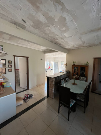 Imagem Casa com 3 Quartos à Venda, 180 m² em Setor Habitacional Arniqueira (águas Claras) - Brasília Imagem Casa com 3 Quartos à Venda, 180 m² em Setor Habitacional Arniqueira (águas Claras) - Brasília