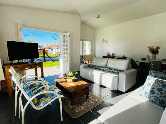 Imagem Casa com 6 Quartos à Venda, 318 m² em Centro - Xangri-lá