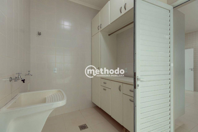 Imagem Casa com 4 Quartos à Venda, 300 m² em Loteamento Alphaville Campinas - Campinas Imagem Casa com 4 Quartos à Venda, 300 m² em Loteamento Alphaville Campinas - Campinas