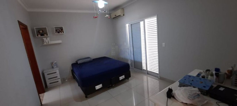 Imagem Sobrado com 3 Quartos à Venda, 199 m² em Centro - Guararapes Imagem Sobrado com 3 Quartos à Venda, 199 m² em Centro - Guararapes