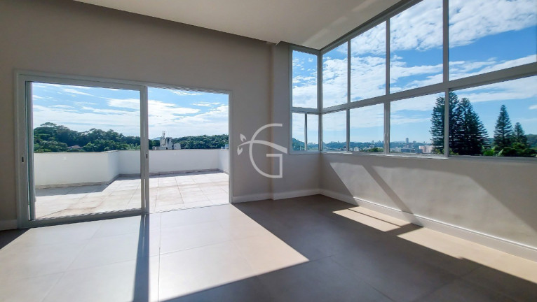 Imagem Imóvel com 3 Quartos à Venda, 185 m² em Costa E Silva - Joinville Imagem Imóvel com 3 Quartos à Venda, 185 m² em Costa E Silva - Joinville