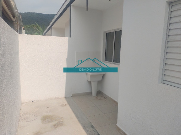 Imagem Casa de Condomínio com 2 Quartos à Venda, 45 m² em Massaguaçu - Caraguatatuba