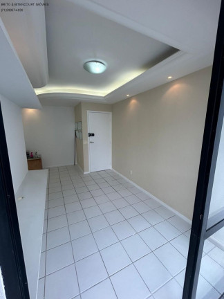 Imagem Imóvel com 3 Quartos à Venda, 75 m² em Imbuí - Salvador Imagem Imóvel com 3 Quartos à Venda, 75 m² em Imbuí - Salvador