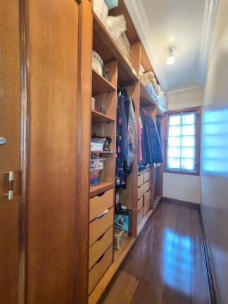 Imagem Casa com 4 Quartos à Venda, 223 m² em Bela Aliança - São Paulo Imagem Casa com 4 Quartos à Venda, 223 m² em Bela Aliança - São Paulo