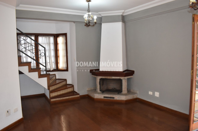 Imagem Imóvel com 3 Quartos à Venda, 98 m² em Região De Capivari - Campos Do Jordão Imagem Imóvel com 3 Quartos à Venda, 98 m² em Região De Capivari - Campos Do Jordão