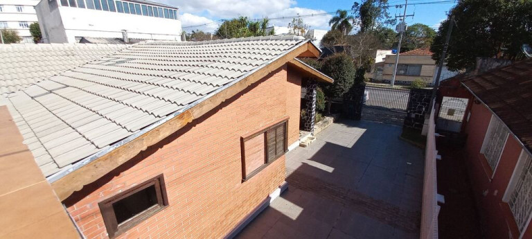 Imagem Casa com 5 Quartos à Venda,  em Rebouças - Curitiba