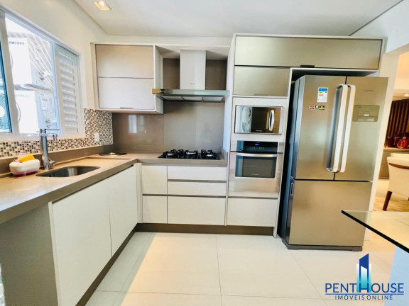Imagem Apartamento com 3 Quartos à Venda, 137 m² em Centro - Balneário Camboriú Imagem Apartamento com 3 Quartos à Venda, 137 m² em Centro - Balneário Camboriú