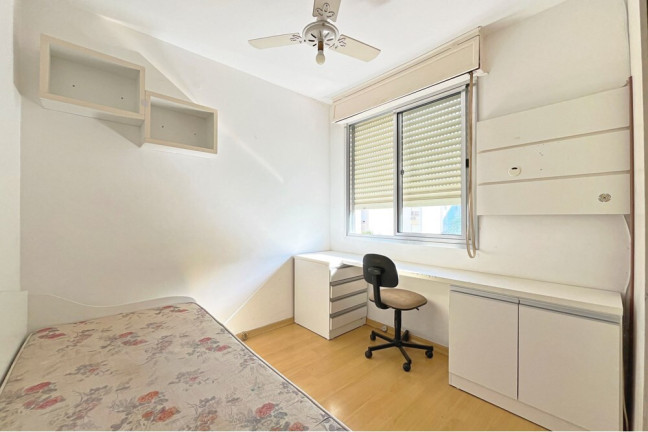 Imagem Apartamento com 3 Quartos à Venda, 60 m² em Santo Antônio - Porto Alegre Imagem Apartamento com 3 Quartos à Venda, 60 m² em Santo Antônio - Porto Alegre