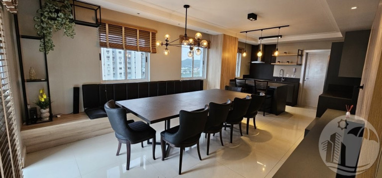 Imagem Apartamento com 5 Quartos à Venda, 261 m² em Centro - Balneário Camboriú