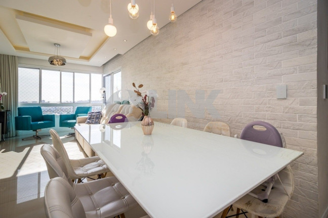 Imagem Apartamento com 3 Quartos à Venda, 97 m² em Petrópolis - Porto Alegre Imagem Apartamento com 3 Quartos à Venda, 97 m² em Petrópolis - Porto Alegre