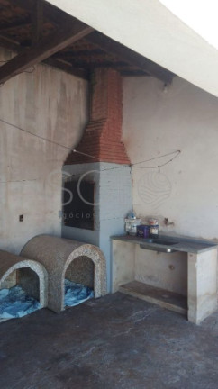 Casa com 2 Quartos à Venda, 250 m² em Jardim Roberto Selmi Dei - Araraquara