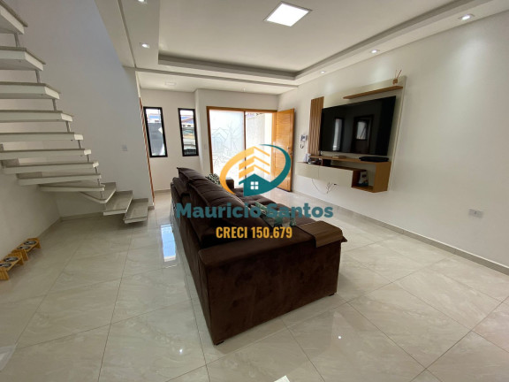 Imagem Sobrado com 3 Quartos à Venda, 147 m² em Centro - Mongaguá