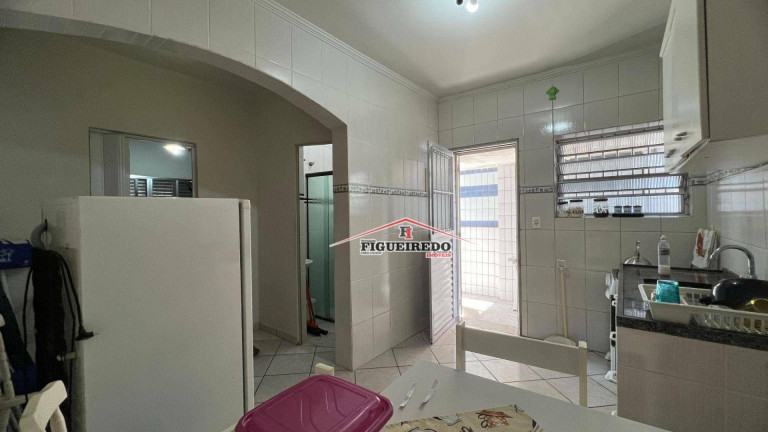 Imagem Kitnet com 1 Quarto à Venda, 34 m² em Vila Guilhermina - Praia Grande