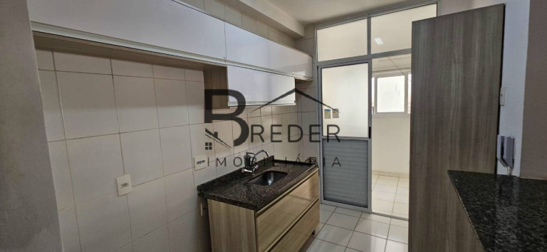Apartamento com 3 Quartos para Alugar, 80 m² em Jardim Tupanci - Barueri