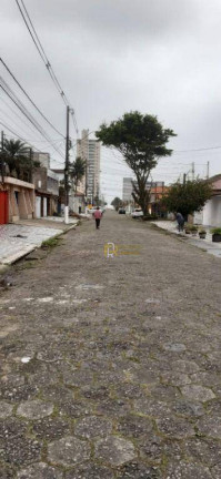 Imagem Sobrado com 2 Quartos à Venda, 42 m² em Maracanã - Praia Grande Imagem Sobrado com 2 Quartos à Venda, 42 m² em Maracanã - Praia Grande
