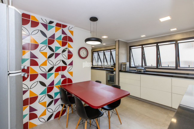 Imagem Apartamento com 4 Quartos à Venda, 236 m² em Real Parque - São Paulo