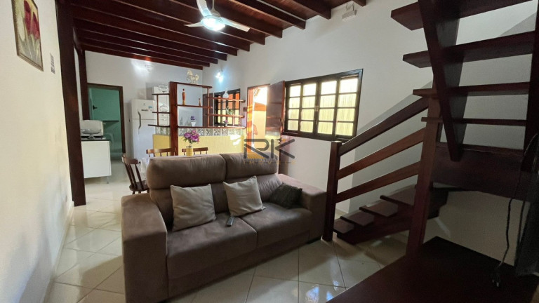 Imagem Sobrado com 5 Quartos à Venda, 208 m² em Barra Da Lagoa - Ubatuba