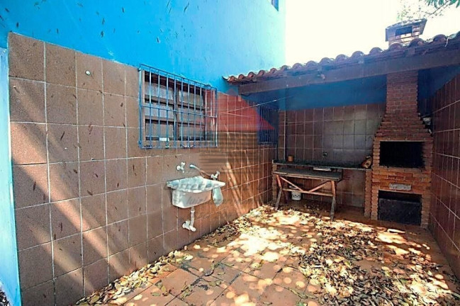 Imagem Casa com 5 Quartos à Venda, 145 m² em Belmira Novaes - Peruíbe Imagem Casa com 5 Quartos à Venda, 145 m² em Belmira Novaes - Peruíbe
