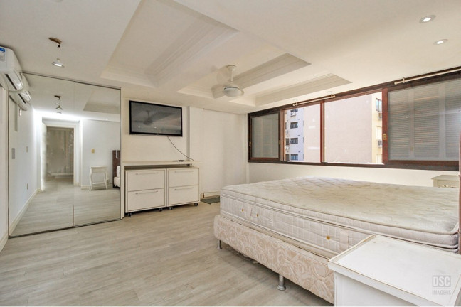 Imagem Apartamento com 3 Quartos à Venda, 137 m² em Petrópolis - Porto Alegre Imagem Apartamento com 3 Quartos à Venda, 137 m² em Petrópolis - Porto Alegre