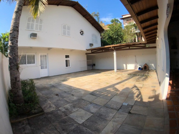 Imagem Imóvel com 4 Quartos à Venda, em Carvoeira - Florianópolis Imagem Imóvel com 4 Quartos à Venda, em Carvoeira - Florianópolis