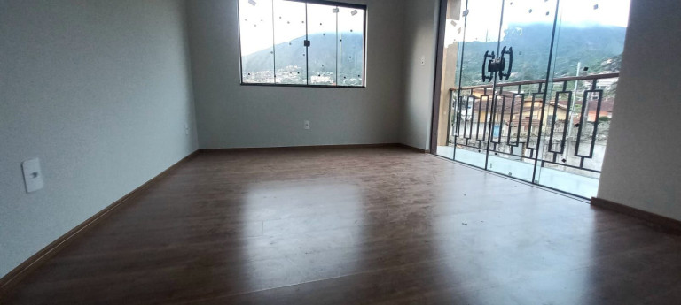 Imagem Casa com 3 Quartos à Venda, 116 m² em Alto - Teresópolis
