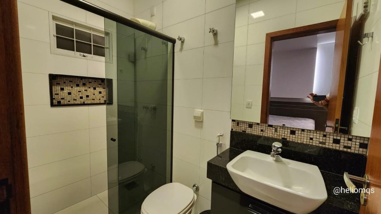 Imagem Sobrado com 3 Quartos à Venda, 260 m² em Amambaí - Campo Grande