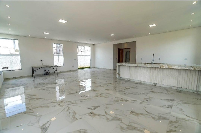 Imagem Casa com 3 Quartos à Venda, 157 m² em Pardinho Ninho Verde - Botucatu