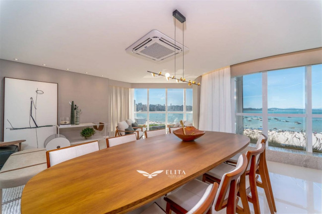 Imagem Apartamento com 4 Quartos à Venda, 238 m² em Centro - Balneário Camboriú Imagem Apartamento com 4 Quartos à Venda, 238 m² em Centro - Balneário Camboriú
