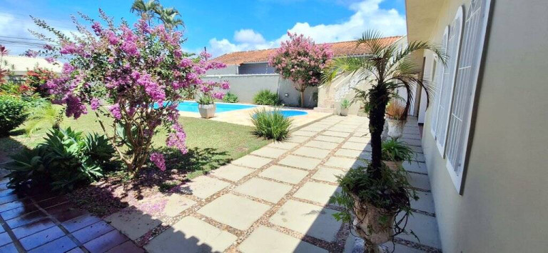 Imagem Casa com 4 Quartos à Venda, 528 m² em São João Batista - Peruíbe Imagem Casa com 4 Quartos à Venda, 528 m² em São João Batista - Peruíbe