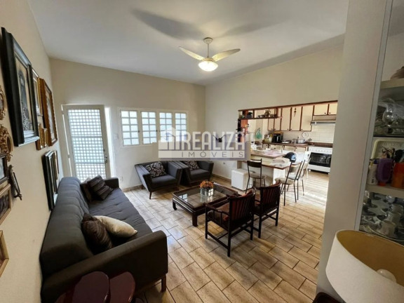 Imagem Casa com 4 Quartos à Venda, 468 m² em Mercês - Uberaba Imagem Casa com 4 Quartos à Venda, 468 m² em Mercês - Uberaba