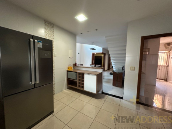 Imagem Casa com 4 Quartos à Venda, 283 m² em Araçás - Vila Velha