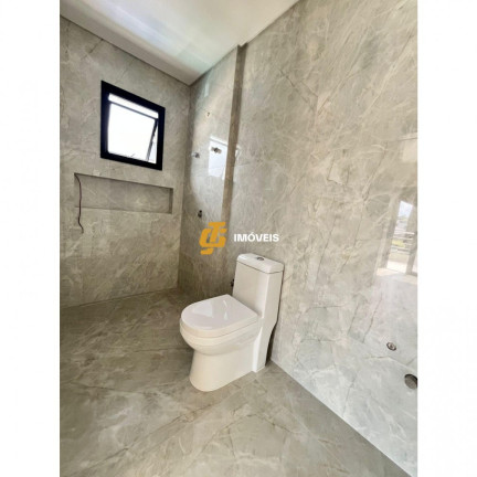 Imagem Casa com 4 Quartos à Venda, 305 m² em Areias - Camboriú Imagem Casa com 4 Quartos à Venda, 305 m² em Areias - Camboriú