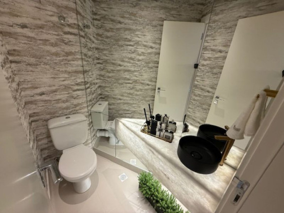 Imagem Apartamento com 3 Quartos à Venda, 135 m² em Centro - Balneário Camboriú Imagem Apartamento com 3 Quartos à Venda, 135 m² em Centro - Balneário Camboriú