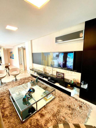 Imagem Apartamento com 3 Quartos à Venda, 158 m² em Centro - Balneário Camboriú Imagem Apartamento com 3 Quartos à Venda, 158 m² em Centro - Balneário Camboriú