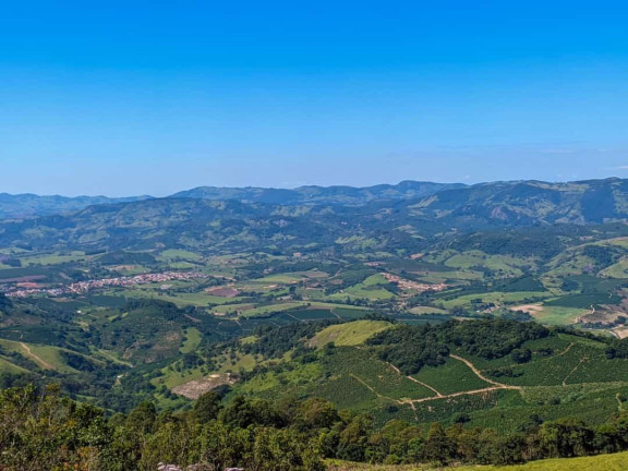 Imagem Chácara com 4 Quartos à Venda, 443 m² em Pitangueiras - Caldas