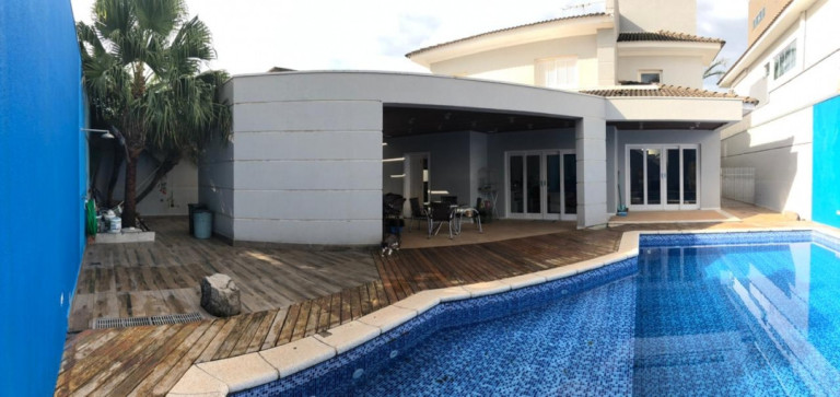Imagem Casa com 3 Quartos à Venda, 450 m² em Bauru Imagem Casa com 3 Quartos à Venda, 450 m² em Bauru