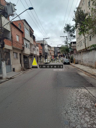 Imagem Casa com 3 Quartos à Venda,  em Taboão - Diadema