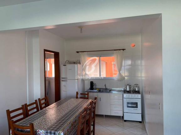Imagem Apartamento com 3 Quartos para Temporada, em Mariscal - Bombinhas Imagem Apartamento com 3 Quartos para Temporada, em Mariscal - Bombinhas
