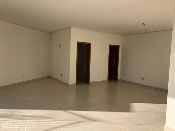 Imagem Ponto Comercial à Venda, 19.145 m² em Avenida Central - Gramado Imagem Ponto Comercial à Venda, 19.145 m² em Avenida Central - Gramado