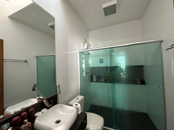 Imagem Casa com 3 Quartos à Venda, 290 m² em Cabral - Contagem Imagem Casa com 3 Quartos à Venda, 290 m² em Cabral - Contagem