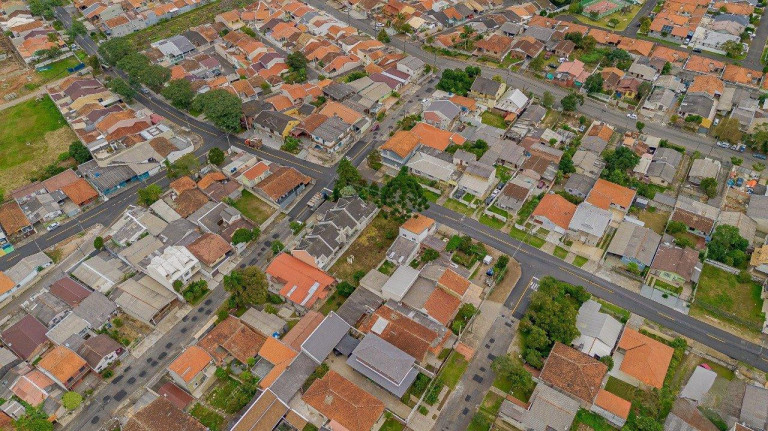 Imagem Terreno à Venda, 390 m² em Orleans - Curitiba Imagem Terreno à Venda, 390 m² em Orleans - Curitiba