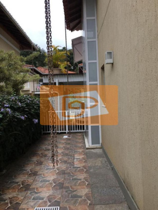 Imagem Casa de Condomínio com 3 Quartos à Venda,  em Nogueira - Petrópolis
