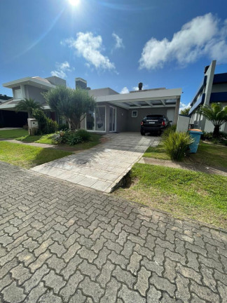 Imagem Casa com 3 Quartos à Venda, 195 m² em Xangri-lá - Xangri-la