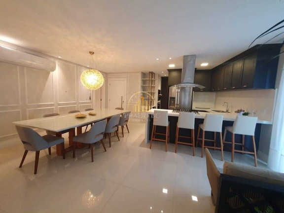 Imagem Apartamento com 3 Quartos à Venda, 10 m² em Centro - Balneário Camboriú