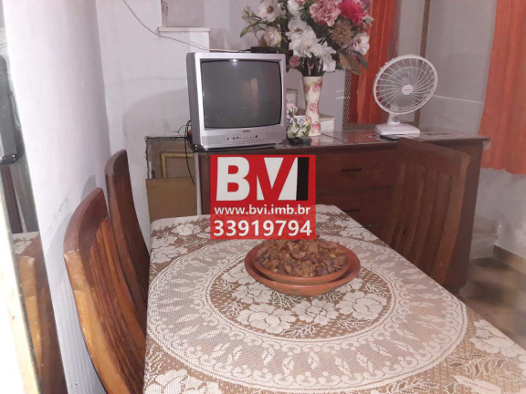 Imagem Casa com 2 Quartos à Venda, 46 m² em Vaz Lobo - Rio De Janeiro Imagem Casa com 2 Quartos à Venda, 46 m² em Vaz Lobo - Rio De Janeiro