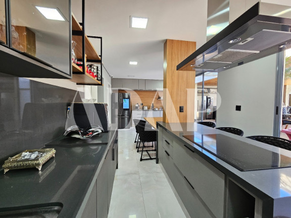 Imagem Casa com 6 Quartos à Venda, 1.100 m² em Barra Da Tijuca - Rio De Janeiro Imagem Casa com 6 Quartos à Venda, 1.100 m² em Barra Da Tijuca - Rio De Janeiro